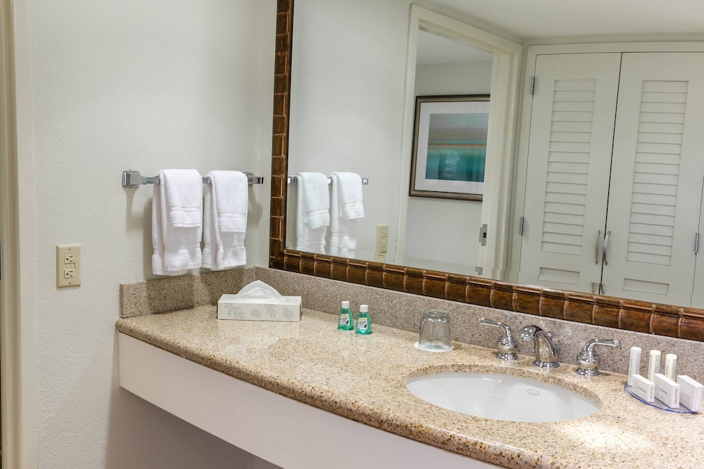 Courtyard By Marriott Naples 48/50