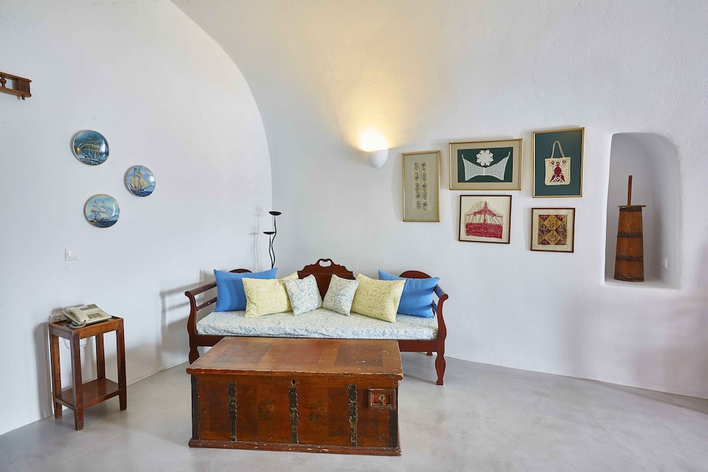 Esperas Santorini 7/50