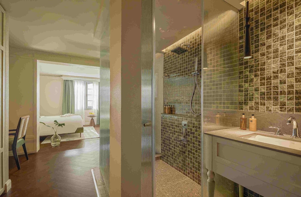 President Maison Signature by M Village, a brand of Modern Village Lifestyle 54/61
