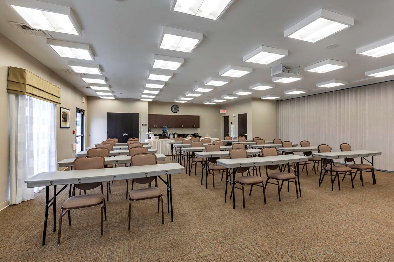 Sleep Inn & Suites Miles City I-94 35/39