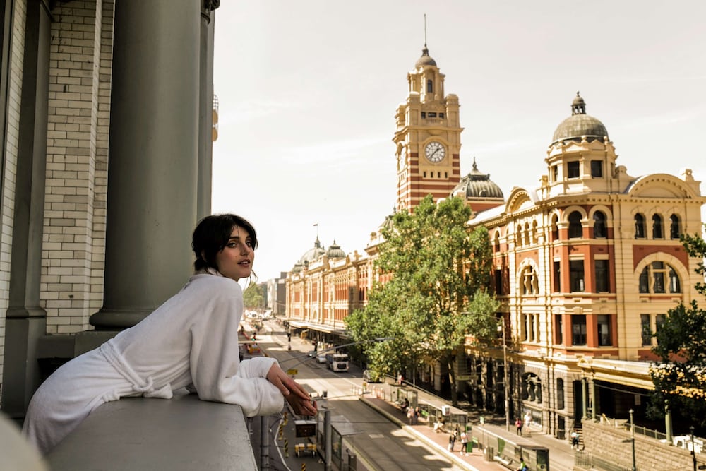 Rendezvous Hotel Melbourne 11/64