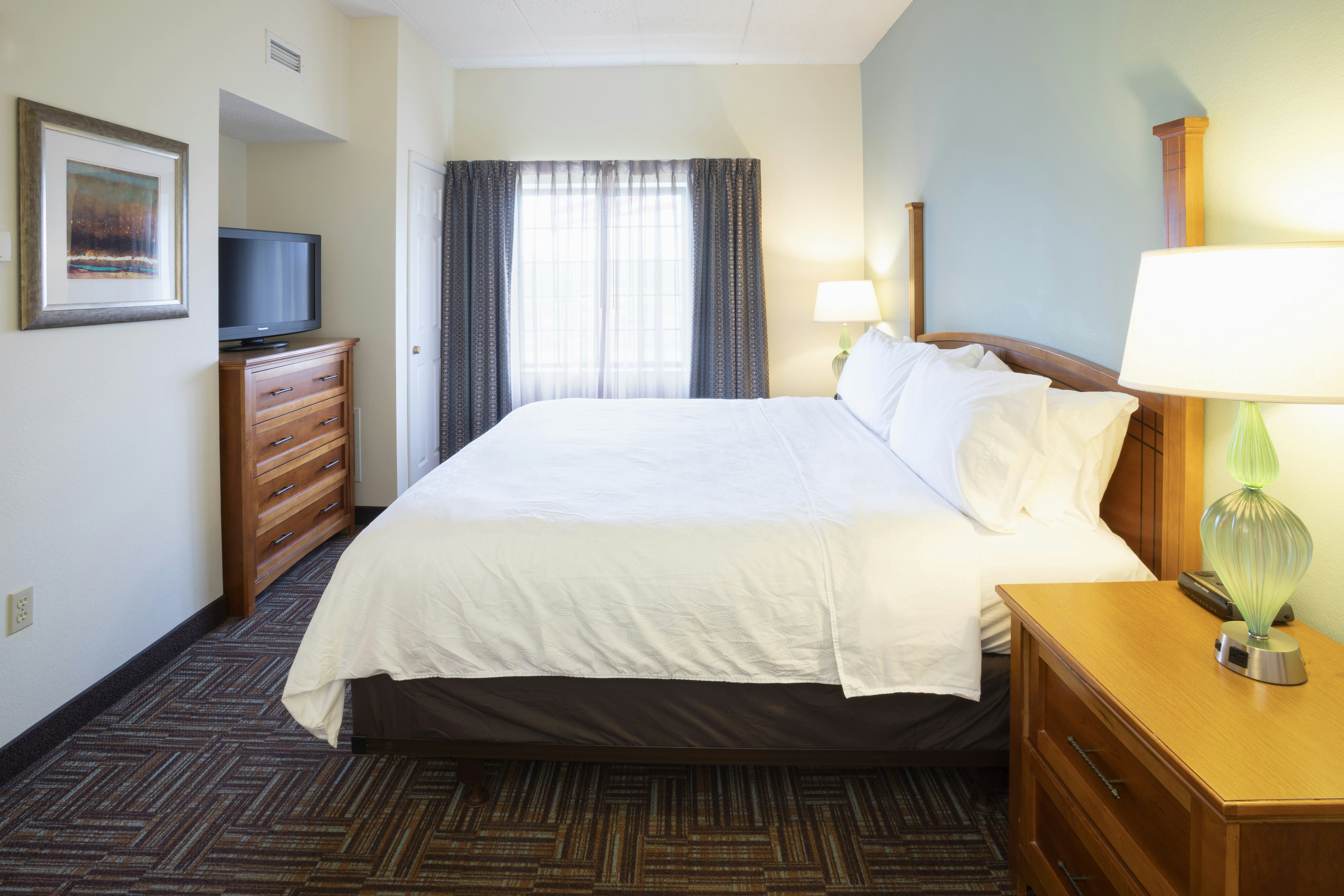 Staybridge Suites Minneapolis-Bloomington 32/79