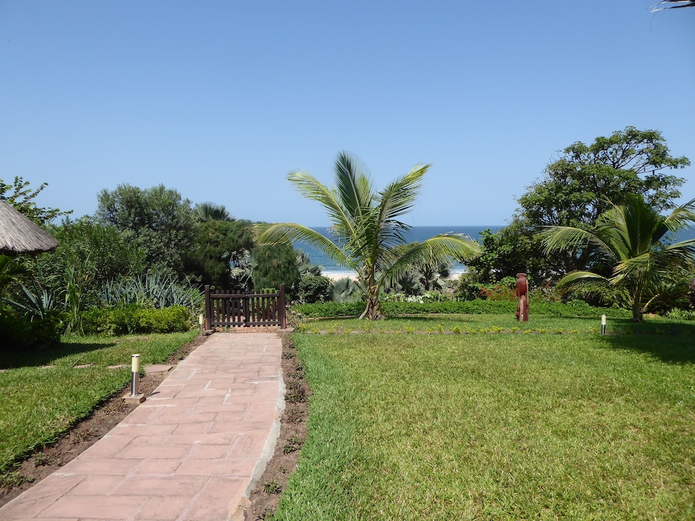 Leo S Beach Hotel Restaurant Adults Only 19/39