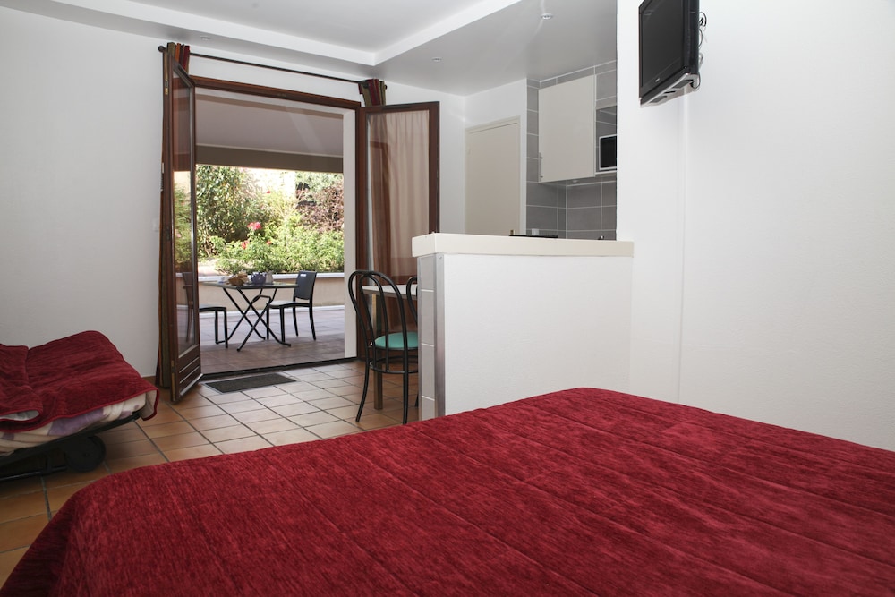Studio, Double Bed, Terrace