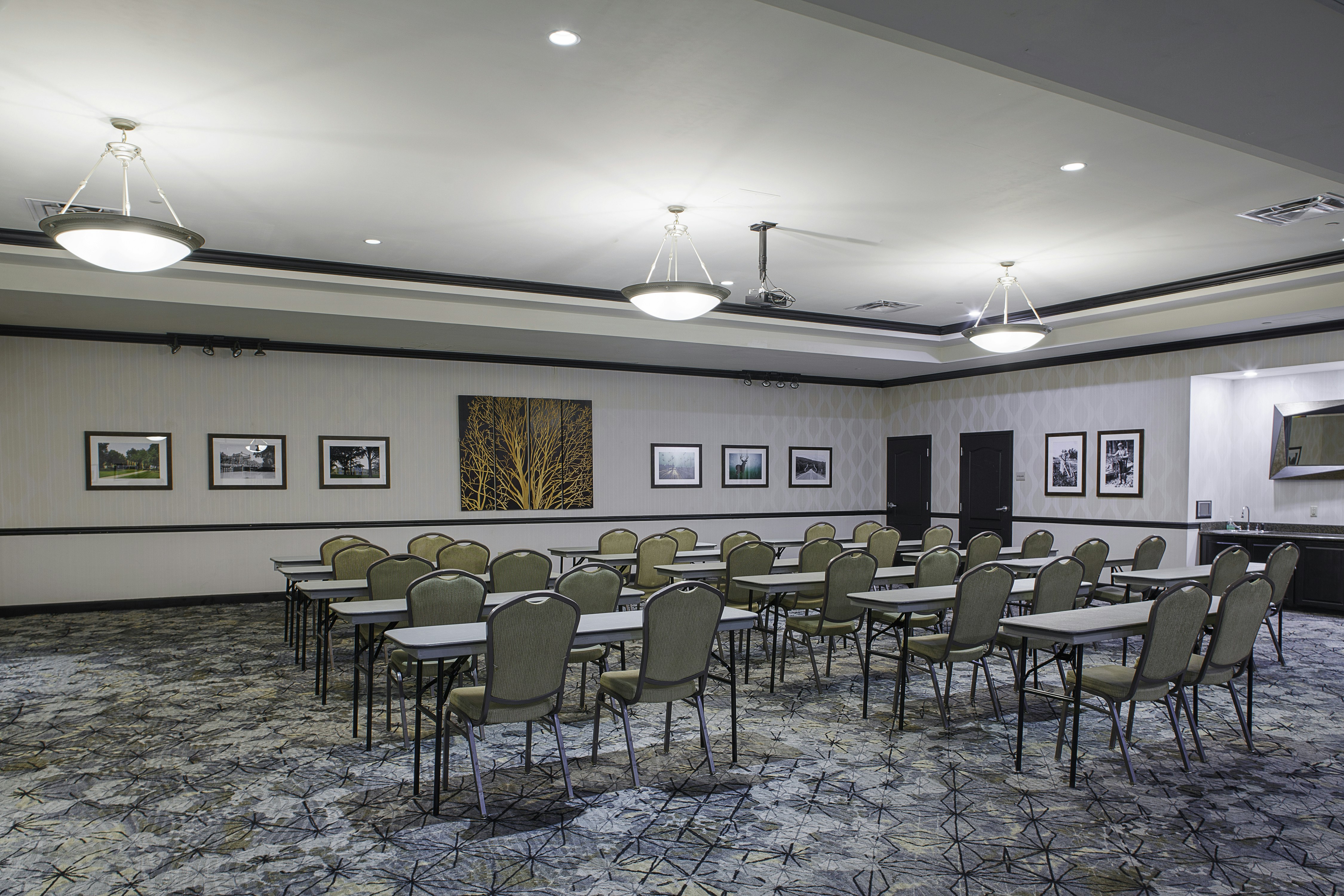 HILTON GARDEN INN JONESBORO 16/22