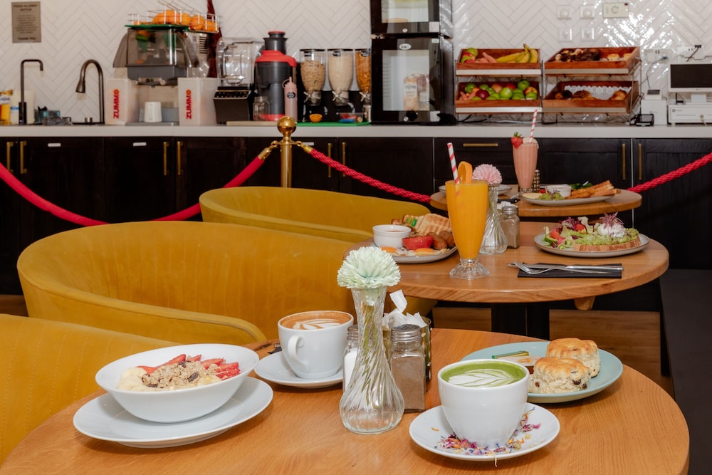Kensington Gardens Hotel, Sonder by Marriott Bonvoy 38/50