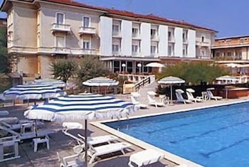 Hotel Britannia 4/51