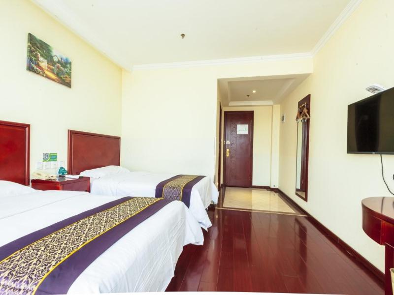 GreenTree Inn Chengde Railway Station Southeast Chengde Century City Business Hotel 30/60