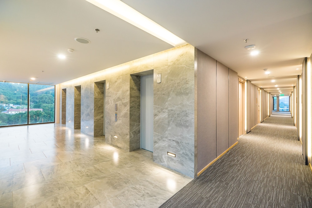 Arize Hotel Sri Racha 18/50