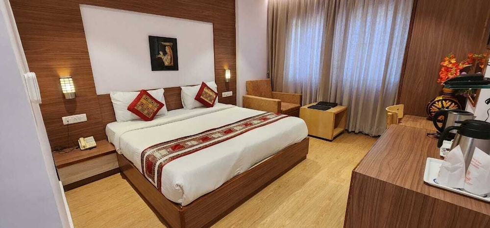 HOTEL GORBANDH 13/48
