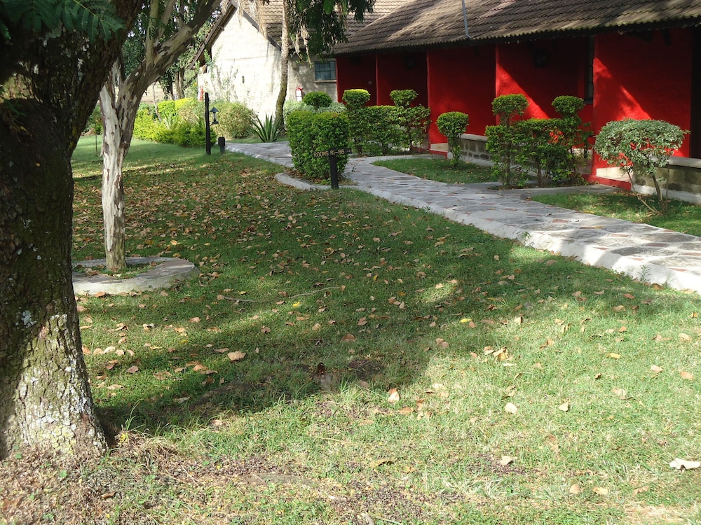 Mara River Lodge 48/50
