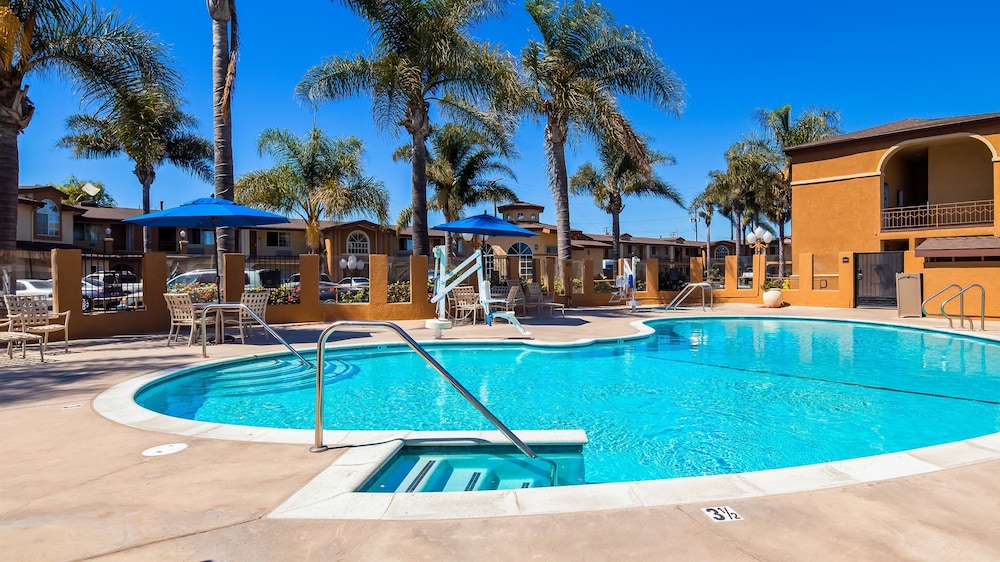 Best Western Oxnard Inn 31/48