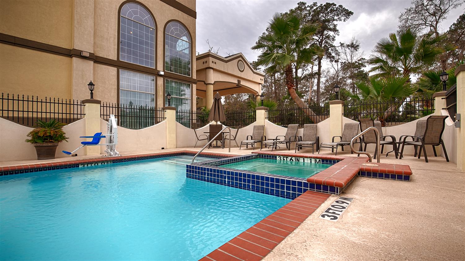Best Western Plus New Caney Inn and Suites 6/14