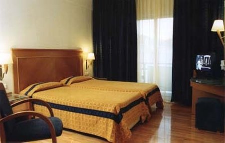 Plaka Hotel 12/38