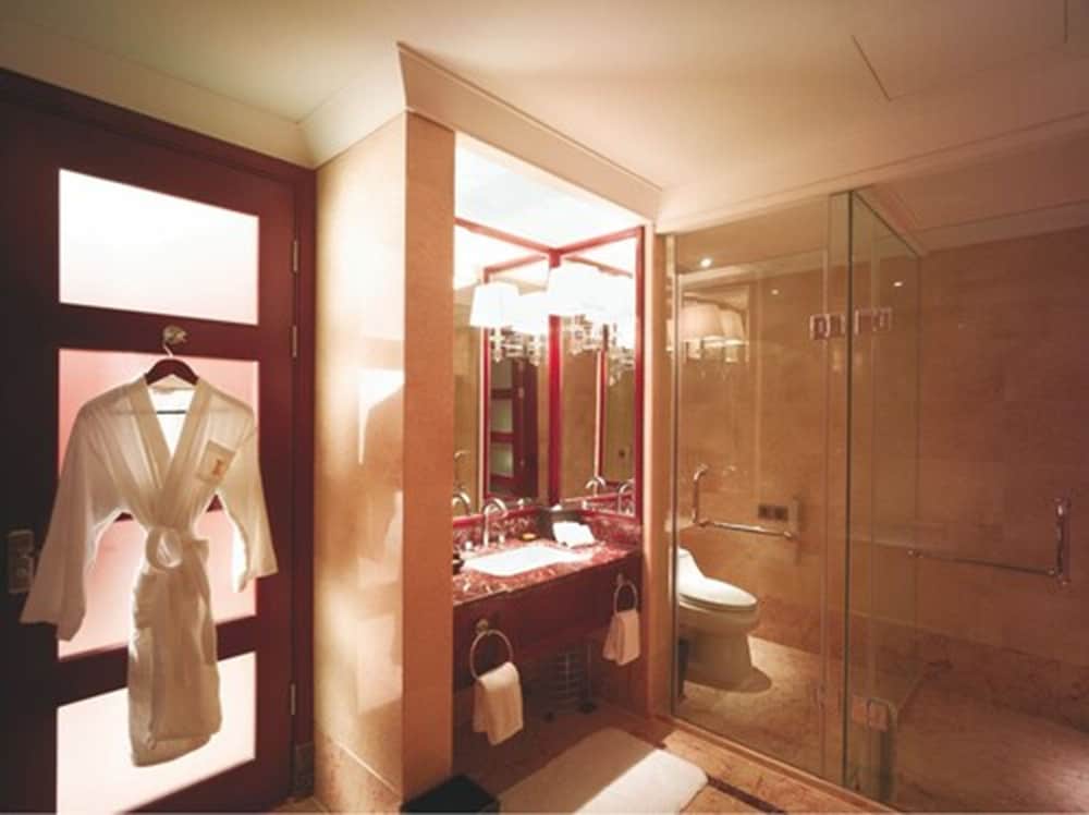 Optics Valley Kingdom Plaza Wuhan 55/56