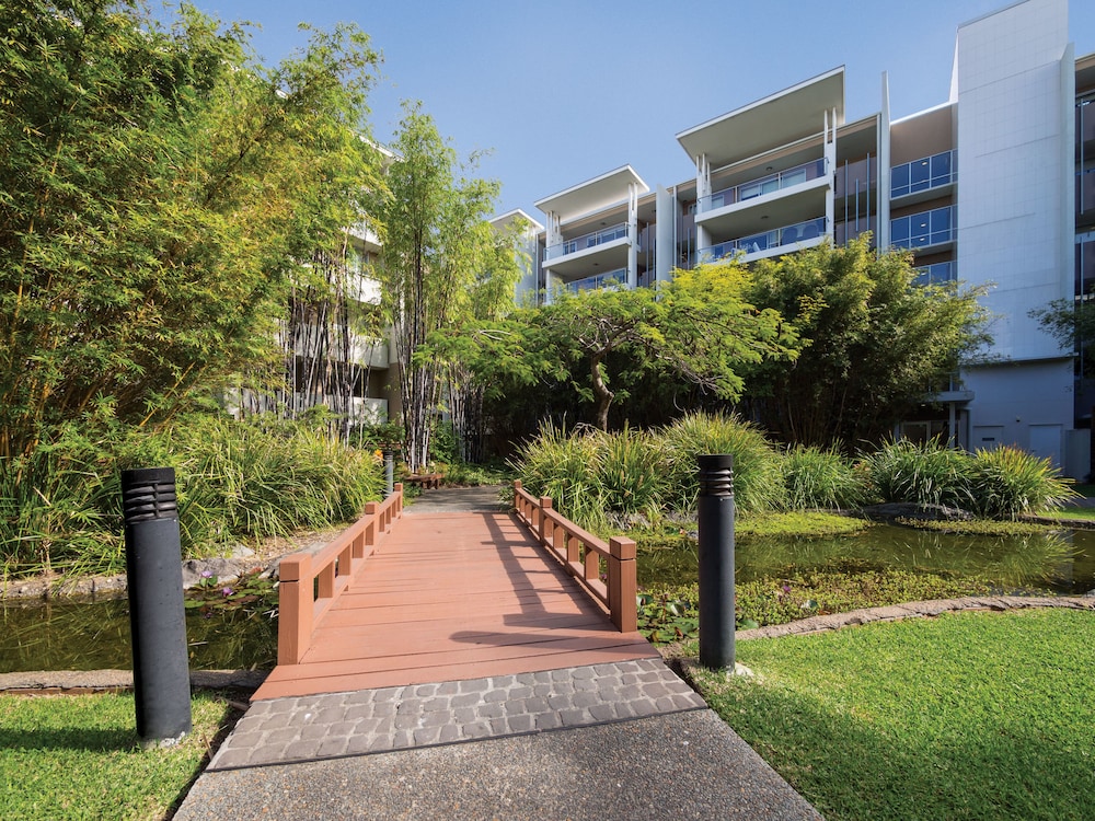 Oaks Brisbane Mews Suites 21/27