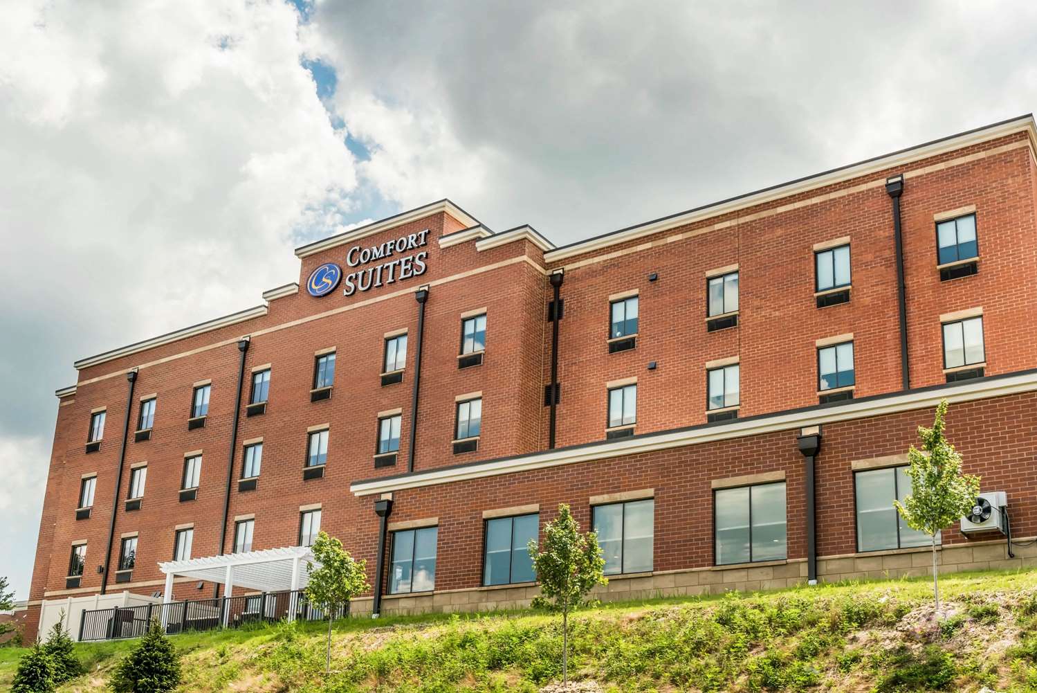 Comfort Suites Florence - Cincinnati South 1/40