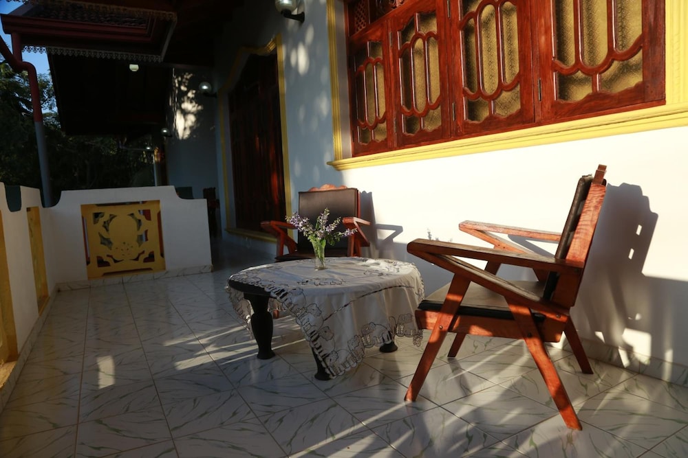 Sumal Villa 13/62