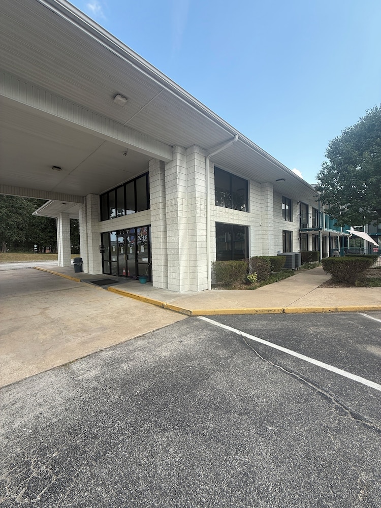 Ozark Valley Inn 42/50