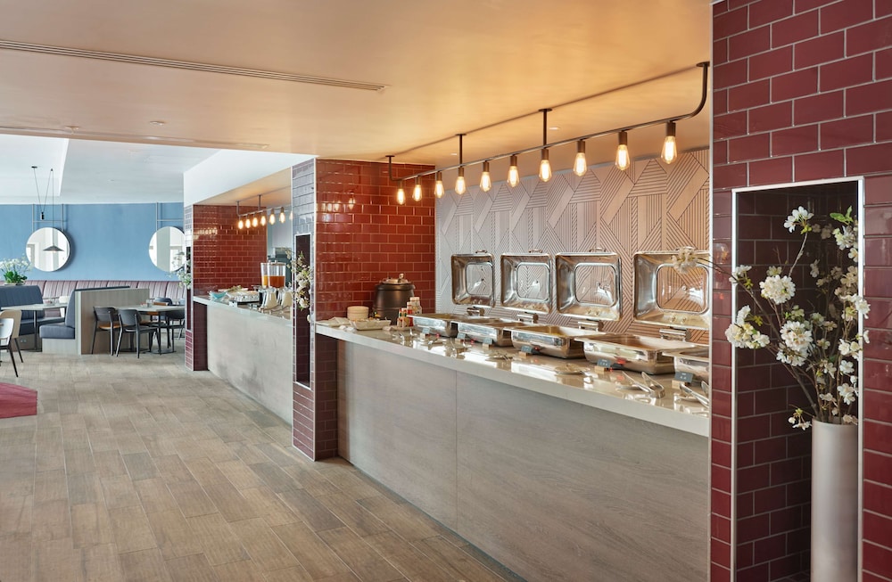 HYATT PLACE LONDON HEATHROW AIRPORT 15/77