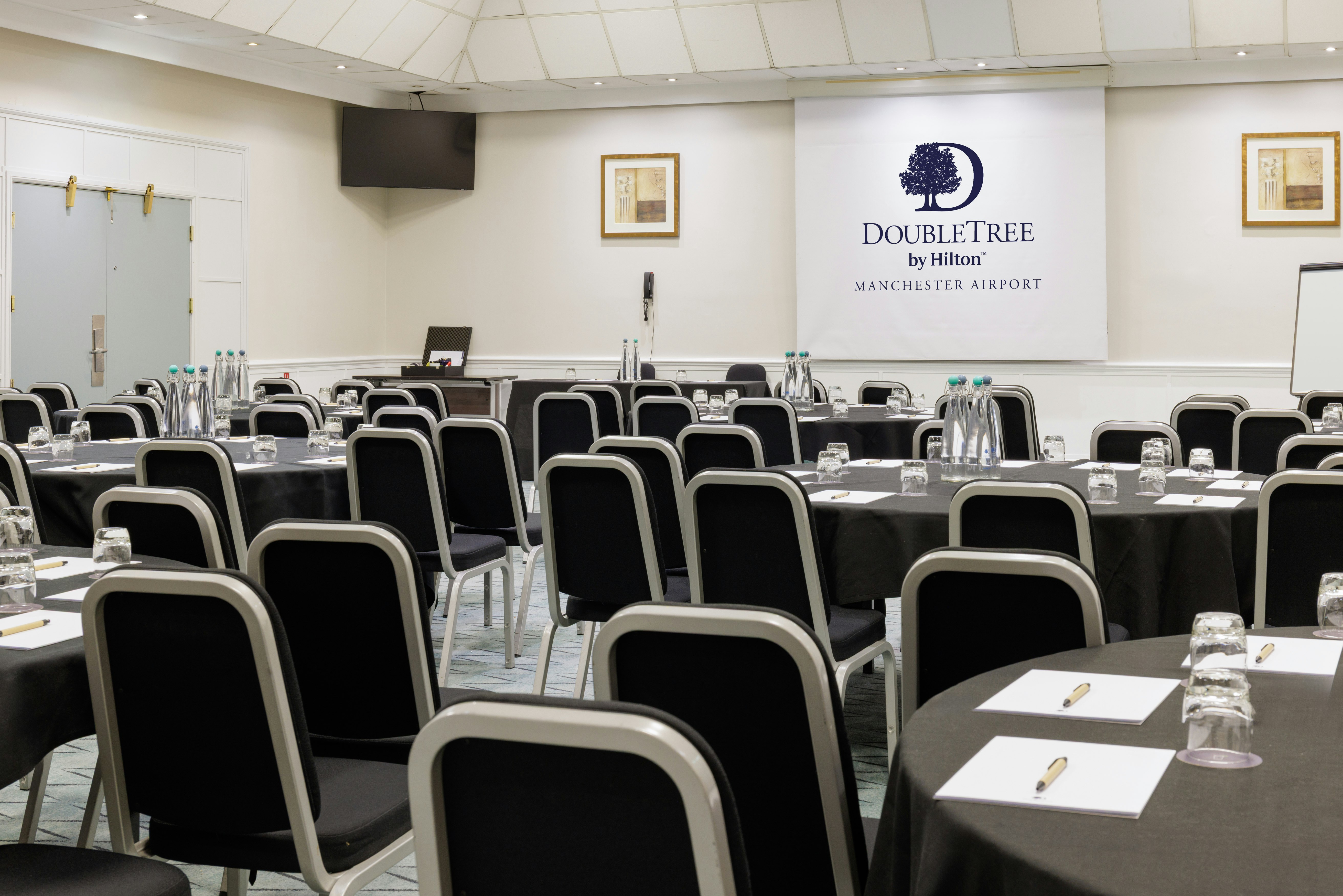 Doubletree by Hilton Manchester Airport 55/62