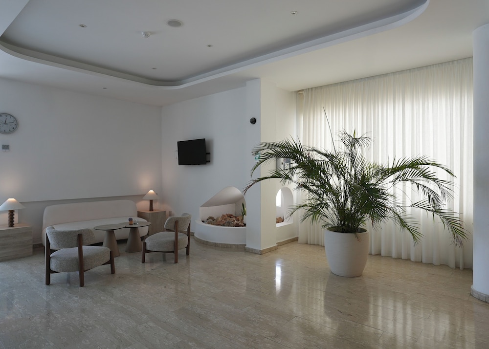 Anonymous Beach Hotel - Adults Only 54/72
