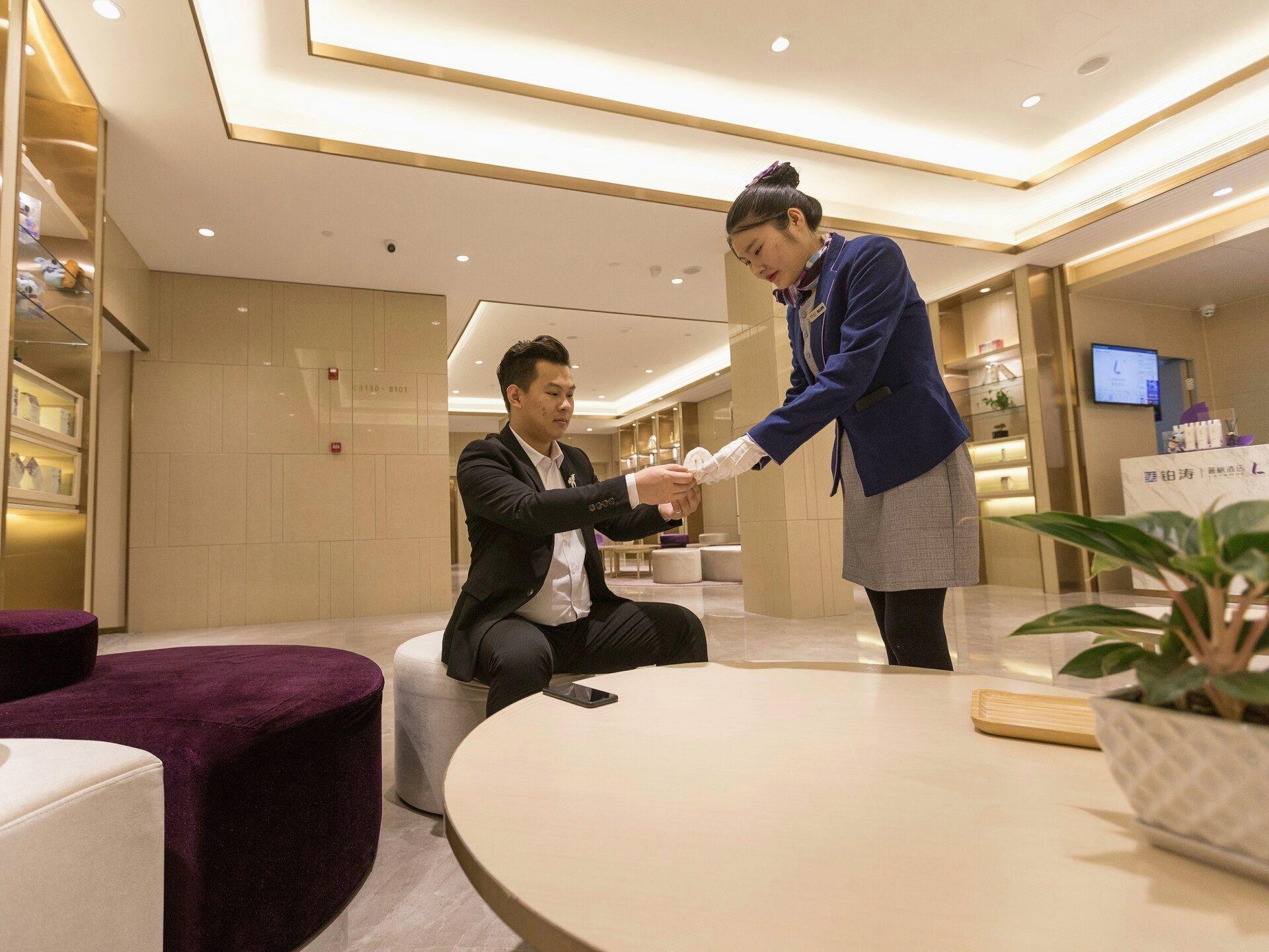 Lavande Hotel (Tianjin People's Hospital Metro Station) 18/55