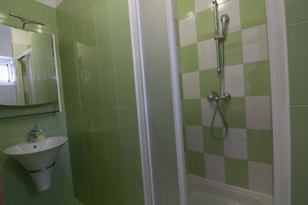Studios & Rooms Fiesta 32/35