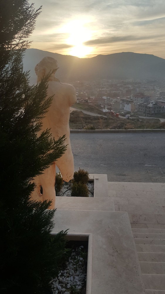 Nea Efessos 31/71