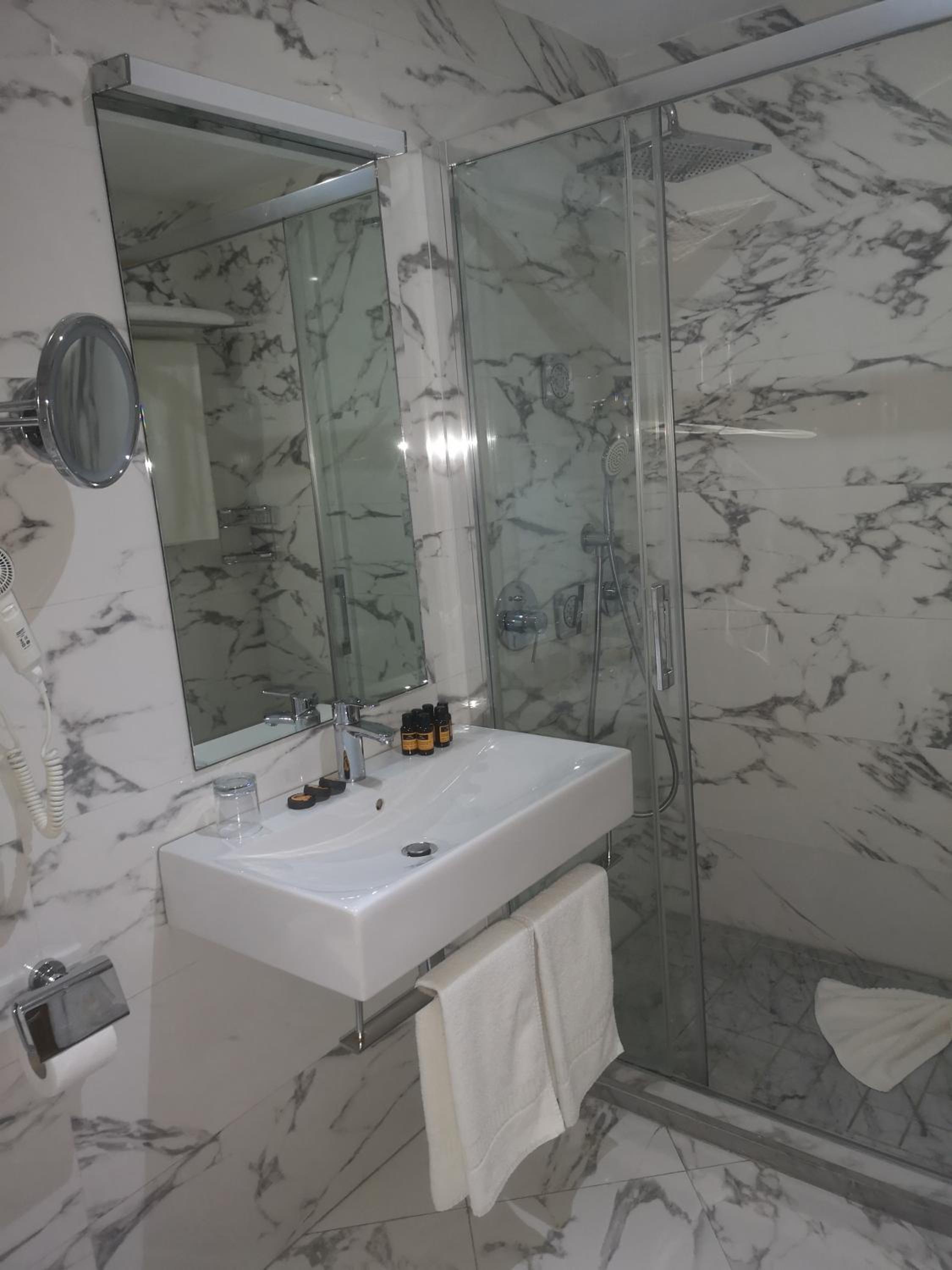Hotel Annakhil 32/33