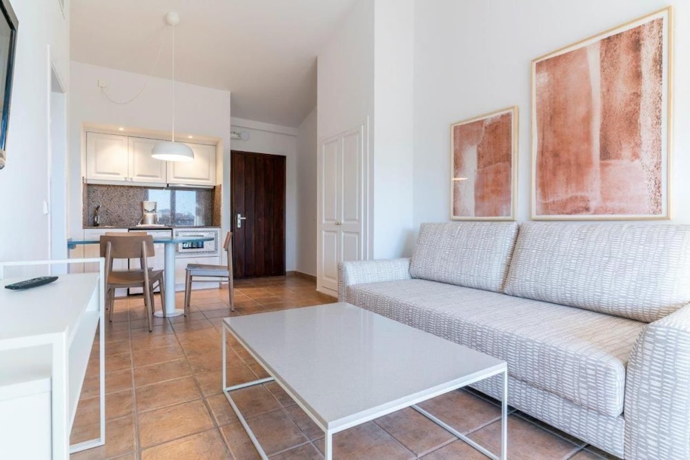 Calallonga Hotel Menorca 18/50