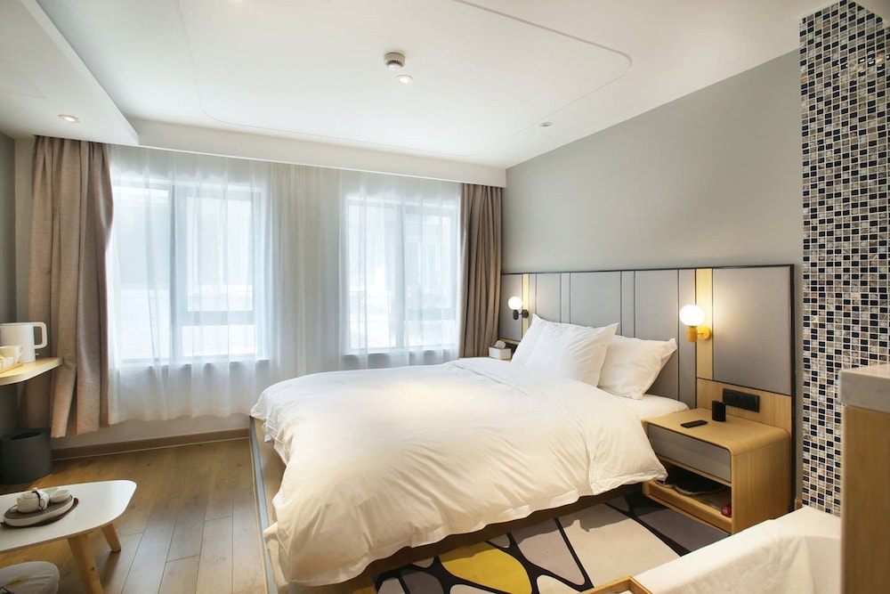 Miju House Jing'an 16/50