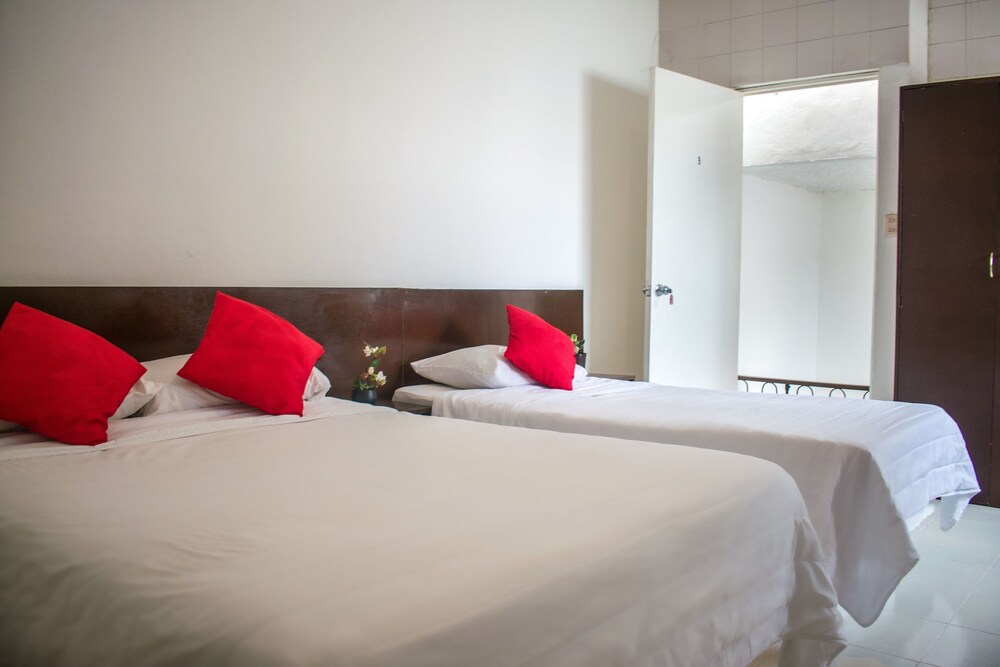 Hotel Cupules 13/53