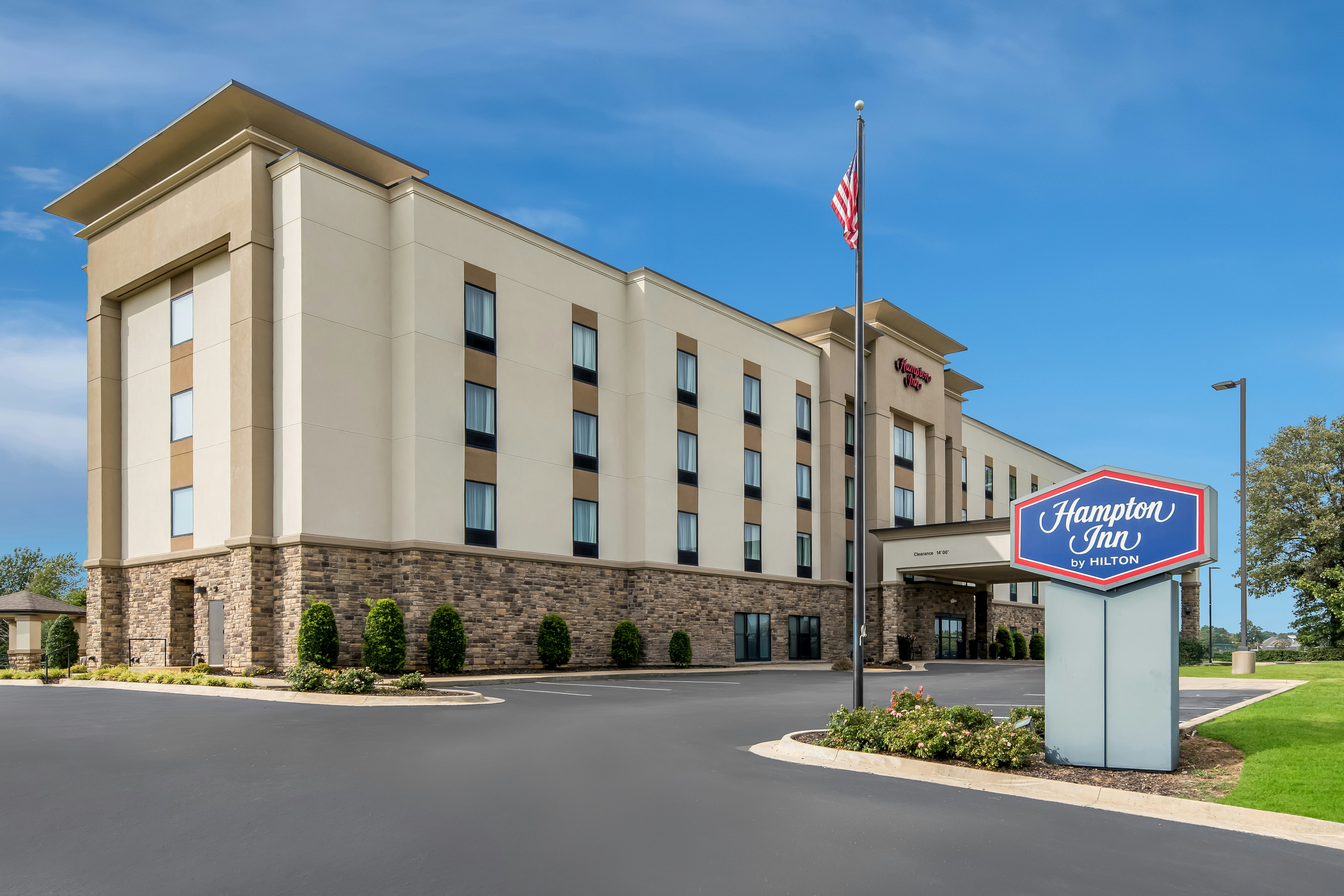HAMPTON INN PARAGOULD 37/40