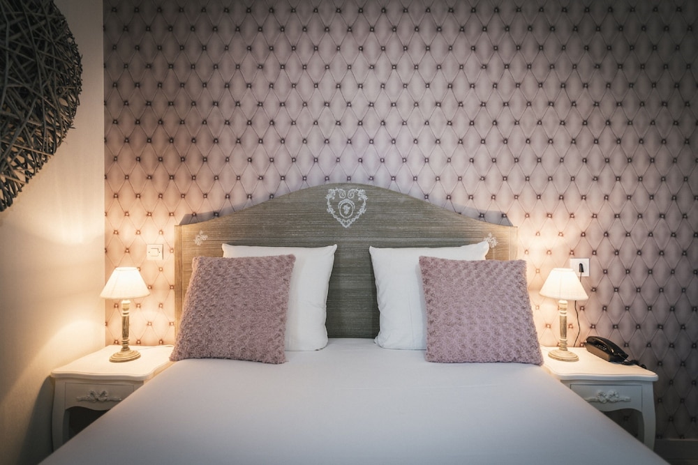 Hotel the Originals Saumur Ouest La Saulaie 13/63