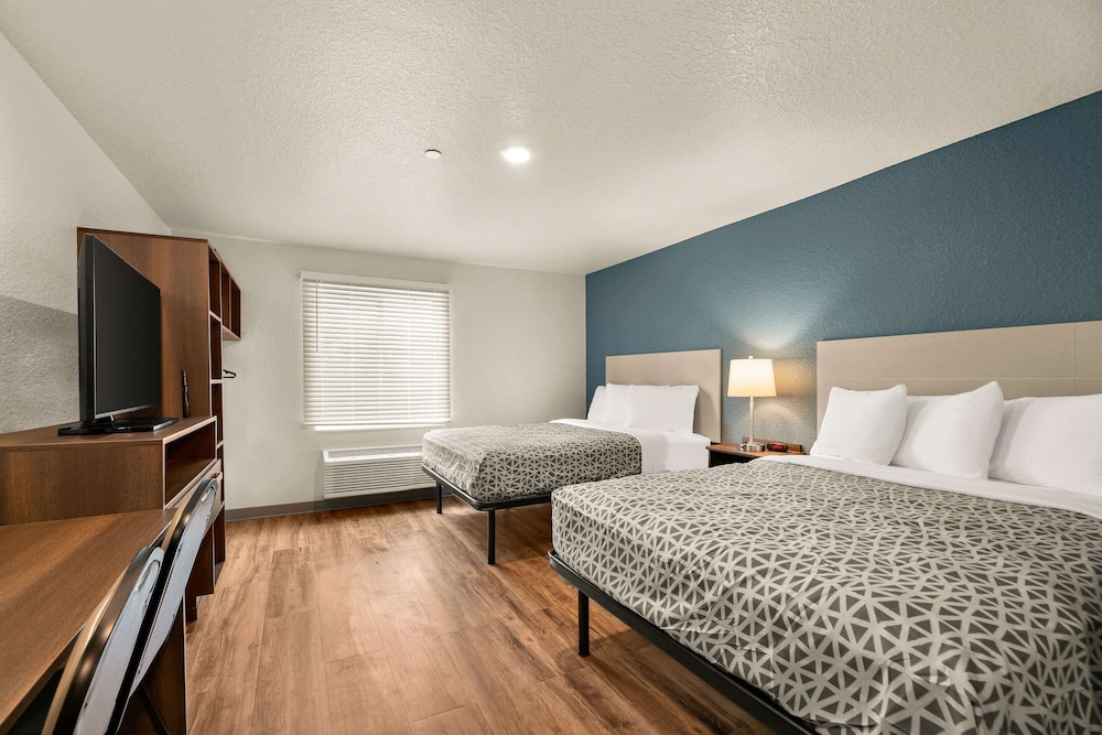 WoodSpring Suites Port Orange - Daytona Beach 6/17