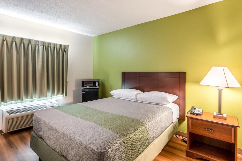 Motel6 Petersburg, VA - Fort Lee 29/45