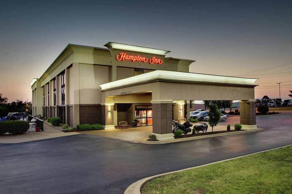 Hampton Inn Lebanon, MO 5/56