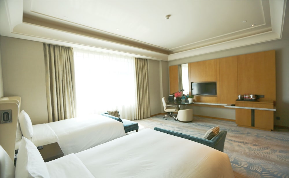 Hilton Urumqi 13/63