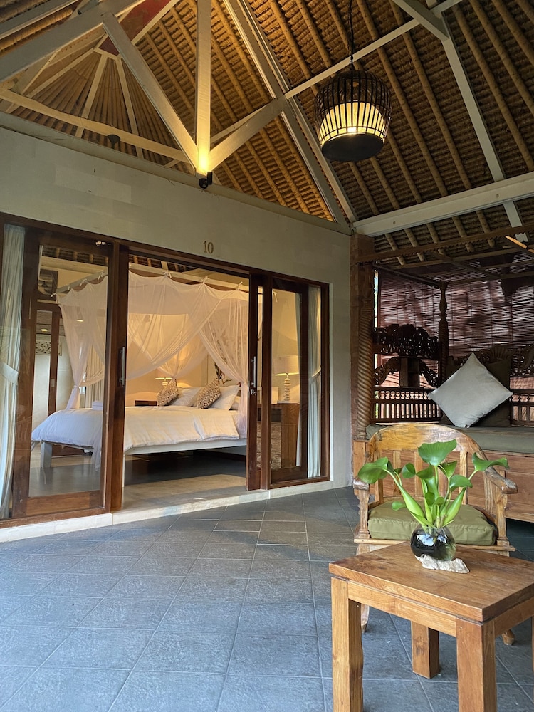 Sawah Indah Villa 13/86