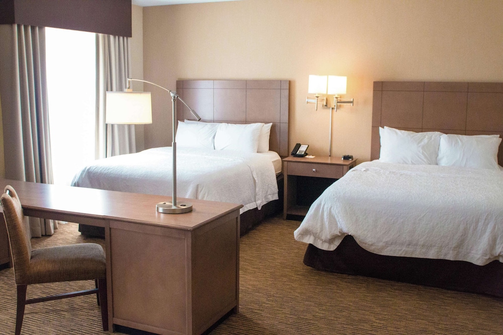 Hampton Inn And Suites Dallas Frisco North Fieldhouse Us Tx 12/38