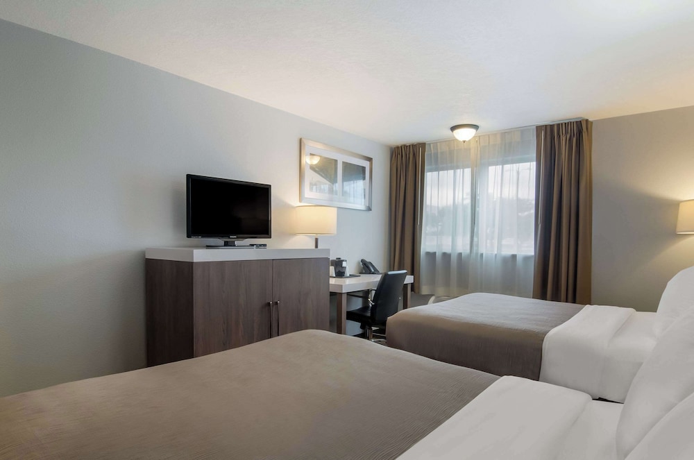 غرفة قياسية بسريرين كوين، Quality Inn & Suites Silverdale Bangor-Keyport 9/10