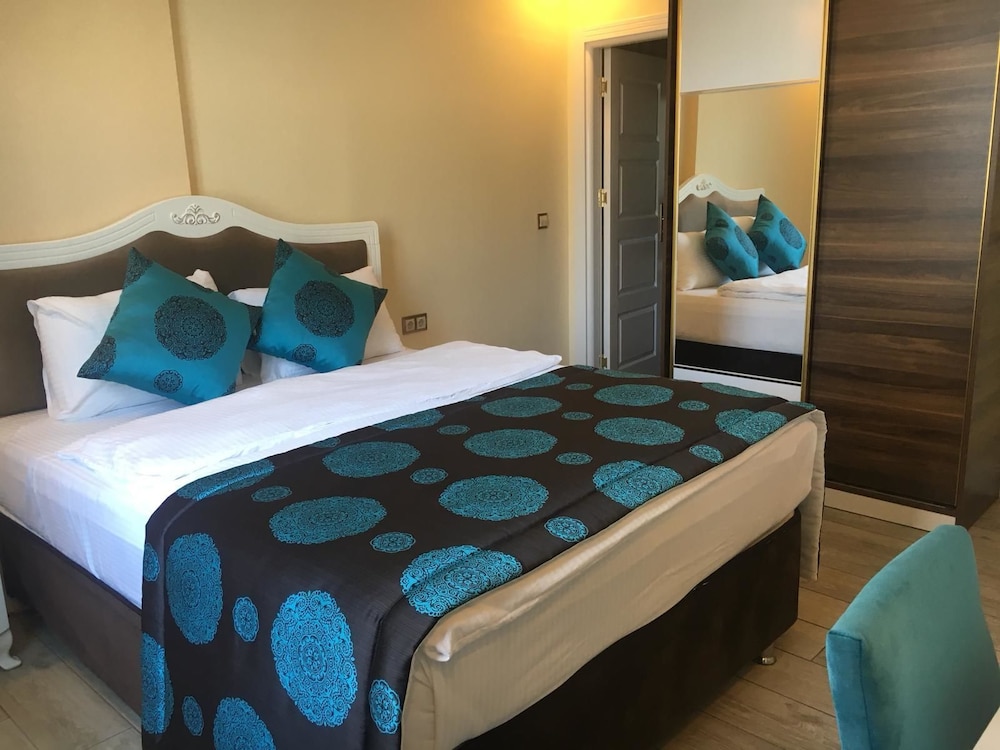 Merada Suit Otel 8/24