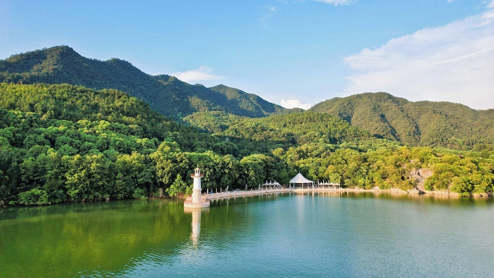 Intercontinental One Thousand Island Lake Resort 46/50
