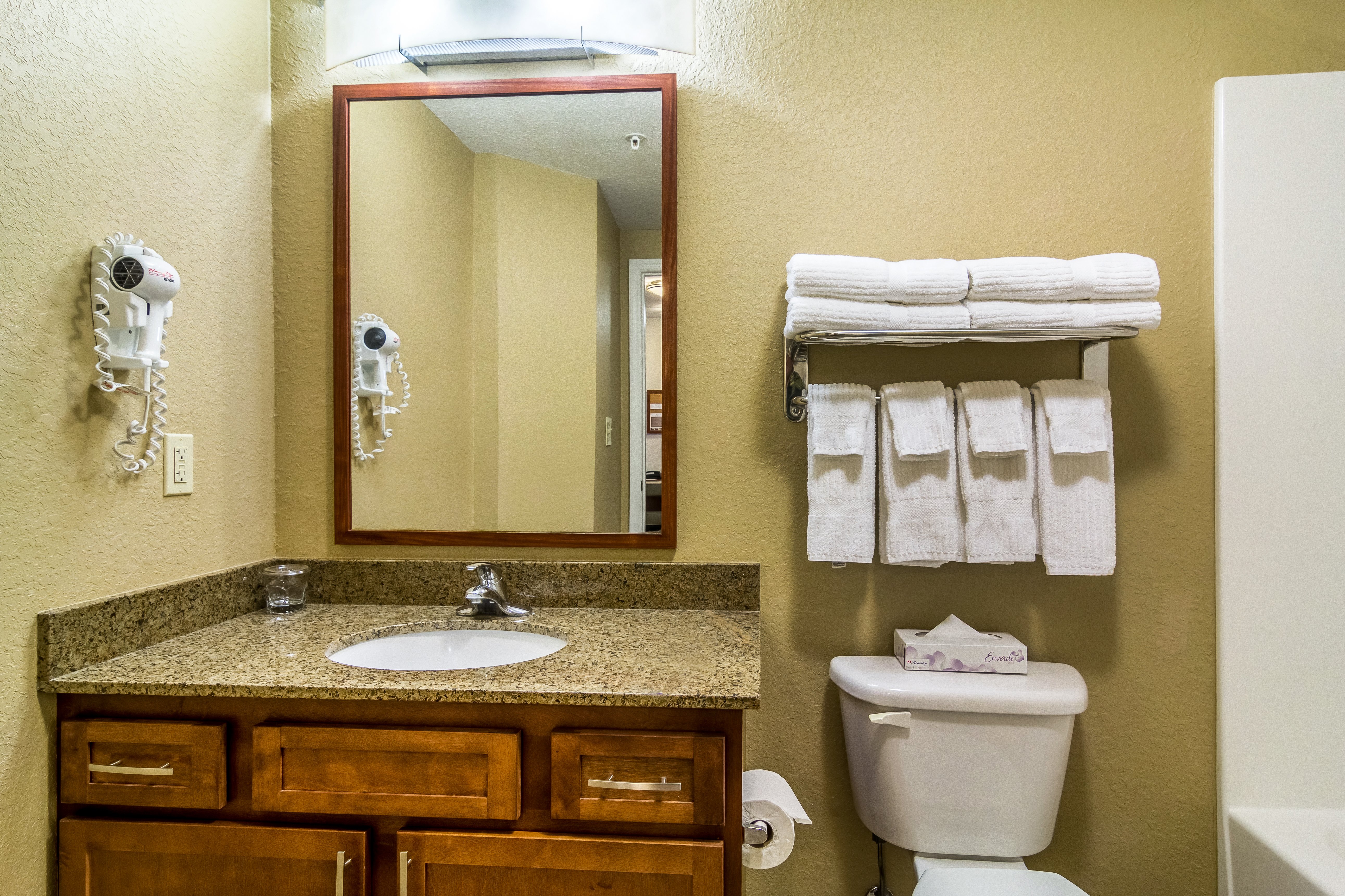 جناح استوديو بسريرين مزدوجين، Candlewood Suites Jacksonville East Merril Road 4/4