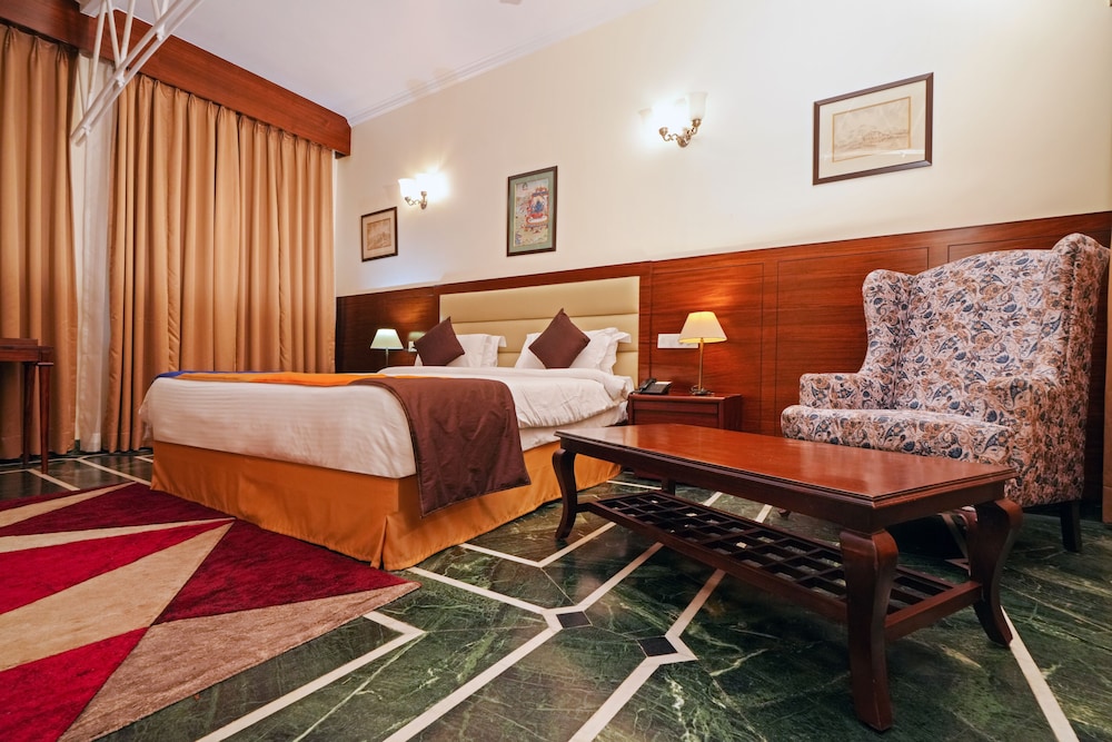 Welcomheritage Taragarh Palace 11/50