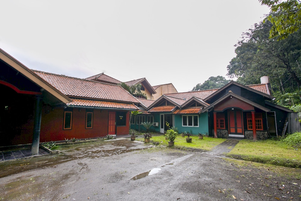 SPOT ON 2584 Hotel Karya Nunggal Asri 3/20