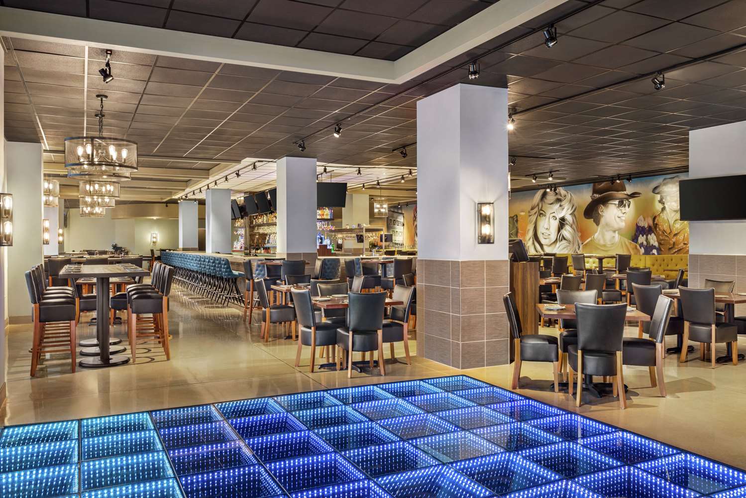 Embassy Suites by Hilton Round Rock 41/63