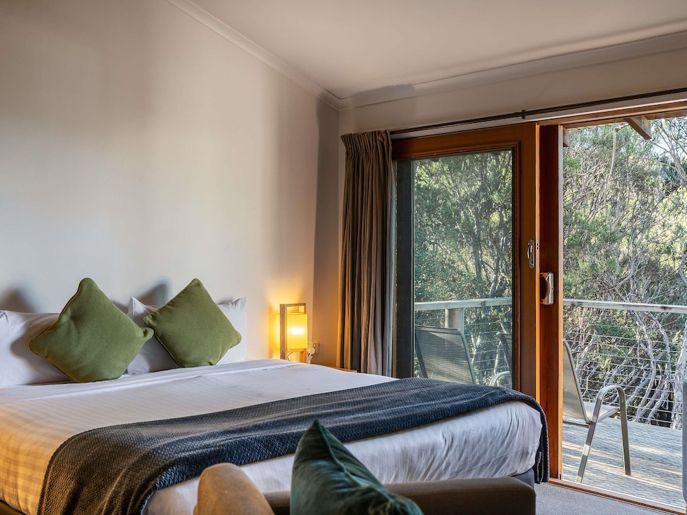 كابينة بسرير كينج