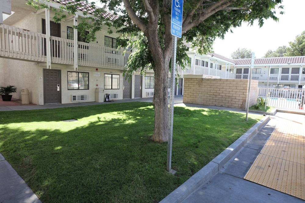 Motel6 Barstow, CA 47/57